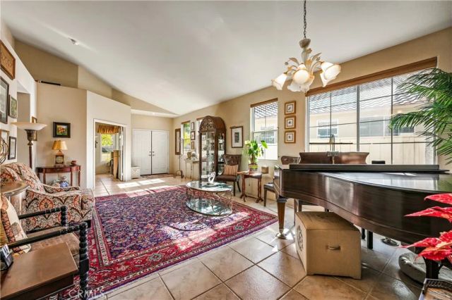 40465 Via Camposeco, Murrieta, CA 92562
