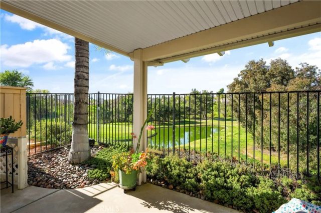 40465 Via Camposeco, Murrieta, CA 92562