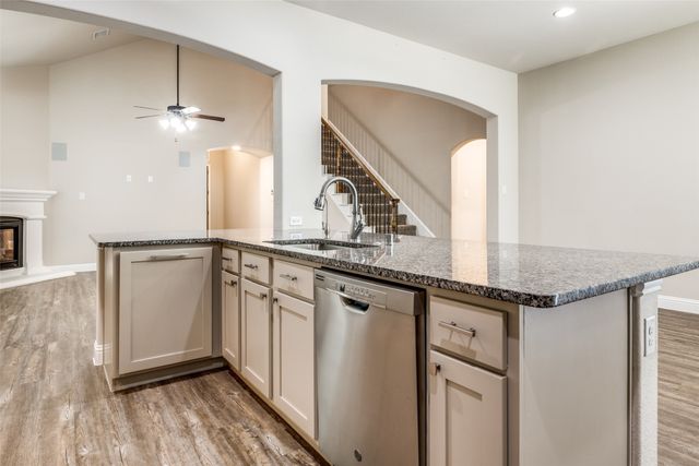 2511 Linwood Drive, Venus, TX 76084