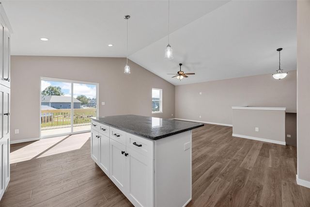 810 Indigo Drive, Palo, IA 52324