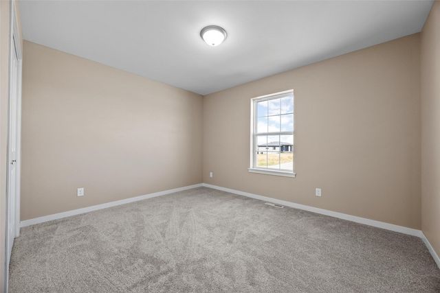 810 Indigo Drive, Palo, IA 52324