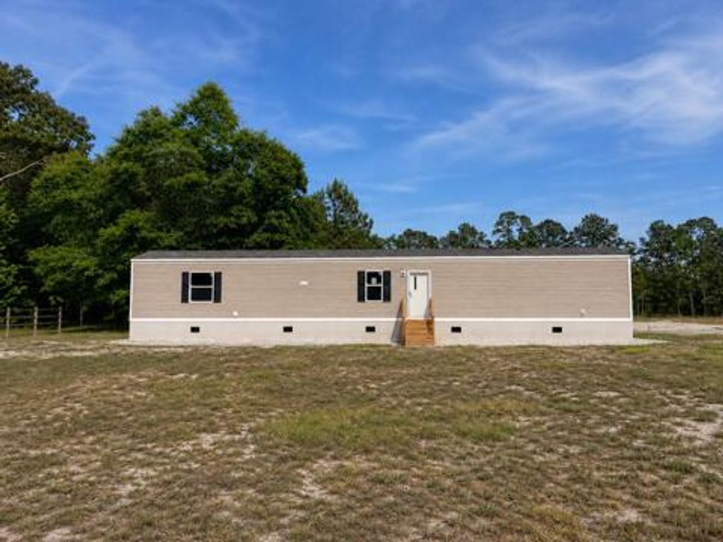 402 Marion Road, Dorchester, SC 29437