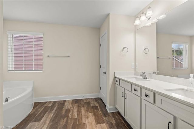 1934 Kippen Drive, Kernersville, NC 27284