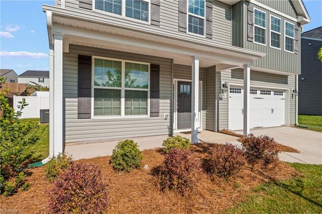 1934 Kippen Drive, Kernersville, NC 27284