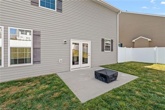 1934 Kippen Drive, Kernersville, NC 27284
