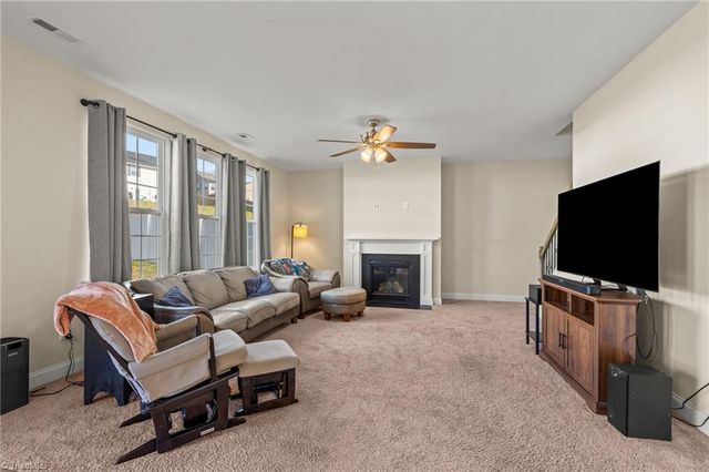 1934 Kippen Drive, Kernersville, NC 27284