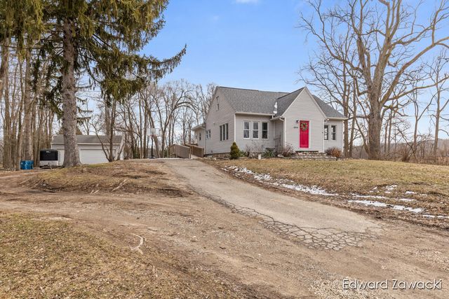 6914 Young Avenue Ne, Cannon Twp, MI 49341