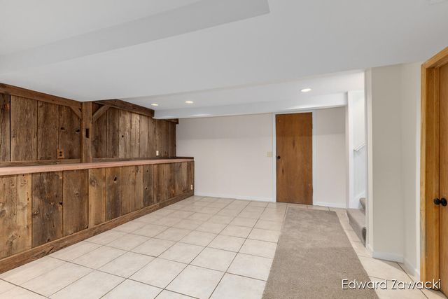 6914 Young Avenue Ne, Cannon Twp, MI 49341