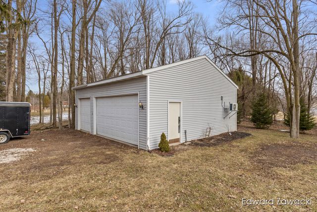 6914 Young Avenue Ne, Cannon Twp, MI 49341