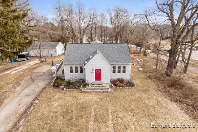 6914 Young Avenue Ne, Cannon Twp, MI 49341