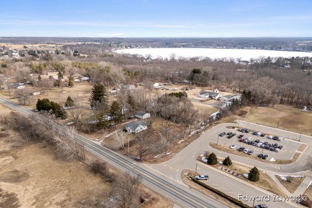 6914 Young Avenue Ne, Cannon Twp, MI 49341