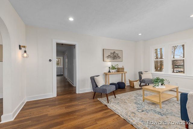 6914 Young Avenue Ne, Cannon Twp, MI 49341