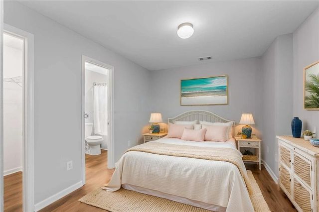 1040 Liberty NW Parkway, Atlanta, GA 30318