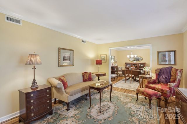 5721 Carmel Station Avenue, Charlotte, NC 28226