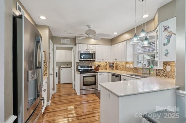 5721 Carmel Station Avenue, Charlotte, NC 28226