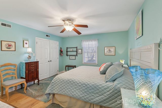 5721 Carmel Station Avenue, Charlotte, NC 28226