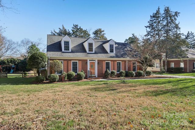 5721 Carmel Station Avenue, Charlotte, NC 28226