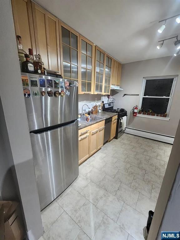 68 Main 4, Bogota, NJ 07603