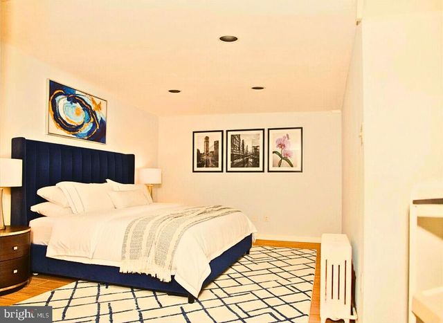 4316 EAST-WEST HWY, Hyattsville, MD 20782