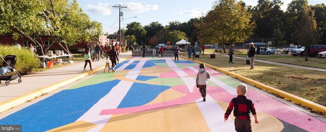 4316 EAST-WEST HWY, Hyattsville, MD 20782