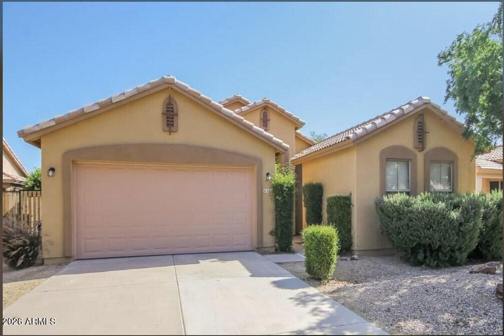 3352 E CHICKADEE Road, Gilbert, AZ 85297