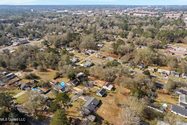 1812 Mable Street, Hattiesburg, MS 39401