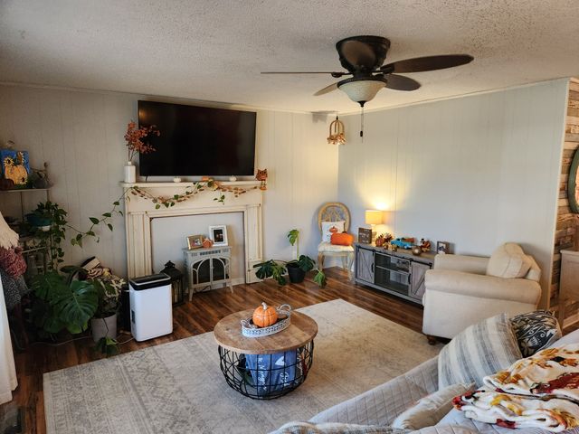 1039 Old Columbia Rd, SW, Chapel Hill, TN 37034