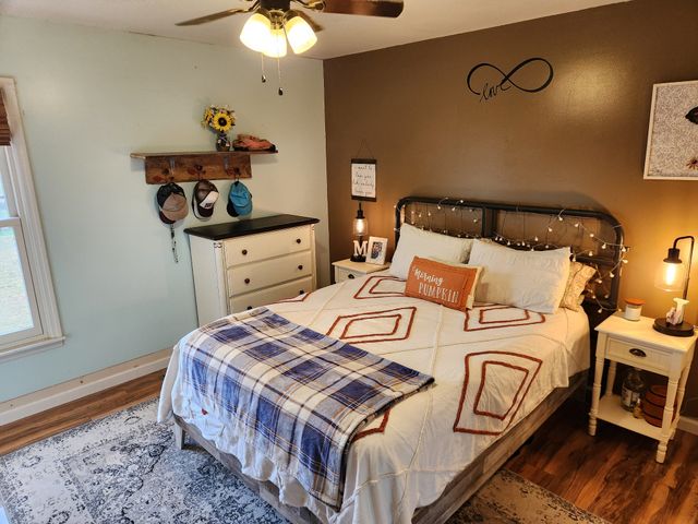 1039 Old Columbia Rd, SW, Chapel Hill, TN 37034