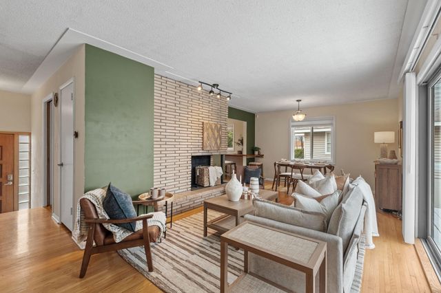 8806 Minnetonka Boulevard, Saint Louis Park, MN 55426