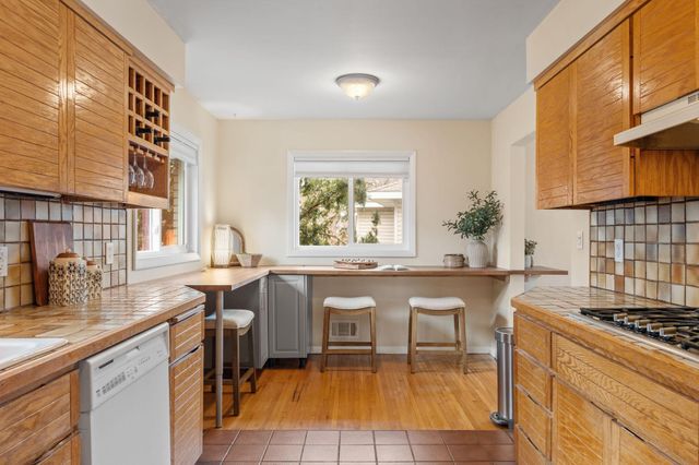 8806 Minnetonka Boulevard, Saint Louis Park, MN 55426