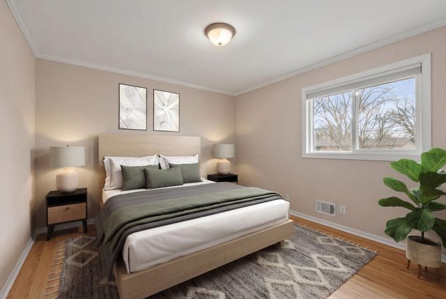 8806 Minnetonka Boulevard, Saint Louis Park, MN 55426