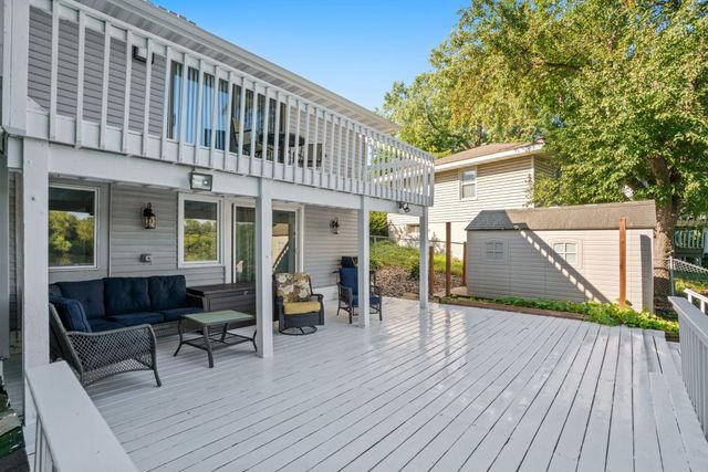 8806 Minnetonka Boulevard, Saint Louis Park, MN 55426