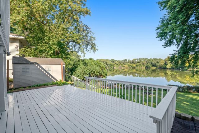 8806 Minnetonka Boulevard, Saint Louis Park, MN 55426