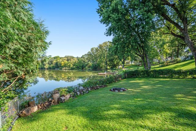 8806 Minnetonka Boulevard, Saint Louis Park, MN 55426