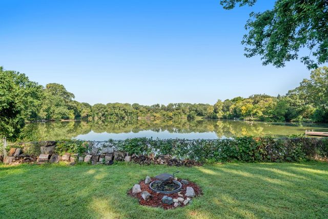 8806 Minnetonka Boulevard, Saint Louis Park, MN 55426