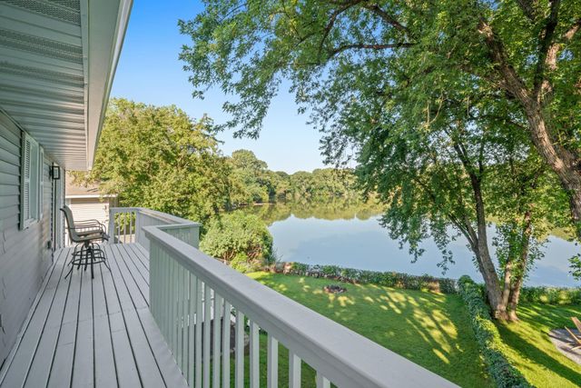 8806 Minnetonka Boulevard, Saint Louis Park, MN 55426