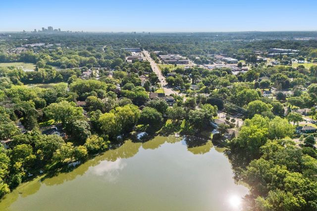 8806 Minnetonka Boulevard, Saint Louis Park, MN 55426