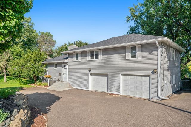 8806 Minnetonka Boulevard, Saint Louis Park, MN 55426