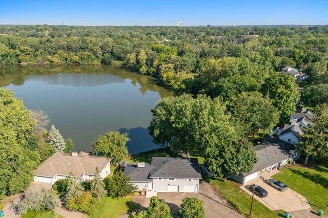 8806 Minnetonka Boulevard, Saint Louis Park, MN 55426