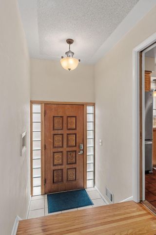 8806 Minnetonka Boulevard, Saint Louis Park, MN 55426