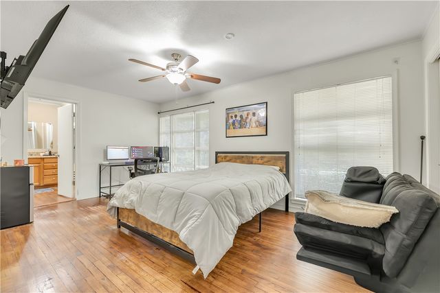 520 Helena Street, Bryan, TX 77801