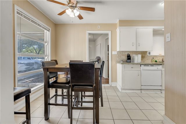 520 Helena Street, Bryan, TX 77801