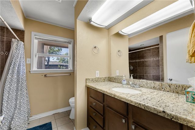 520 Helena Street, Bryan, TX 77801