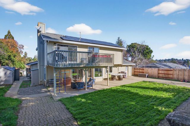 2836 Clemson Dr, Cameron Park, CA 95682