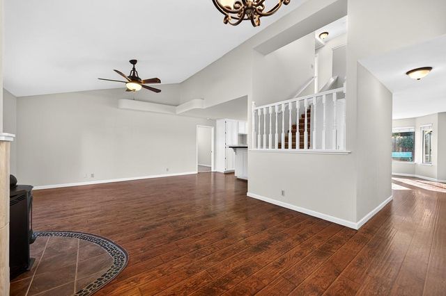 2836 Clemson Dr, Cameron Park, CA 95682