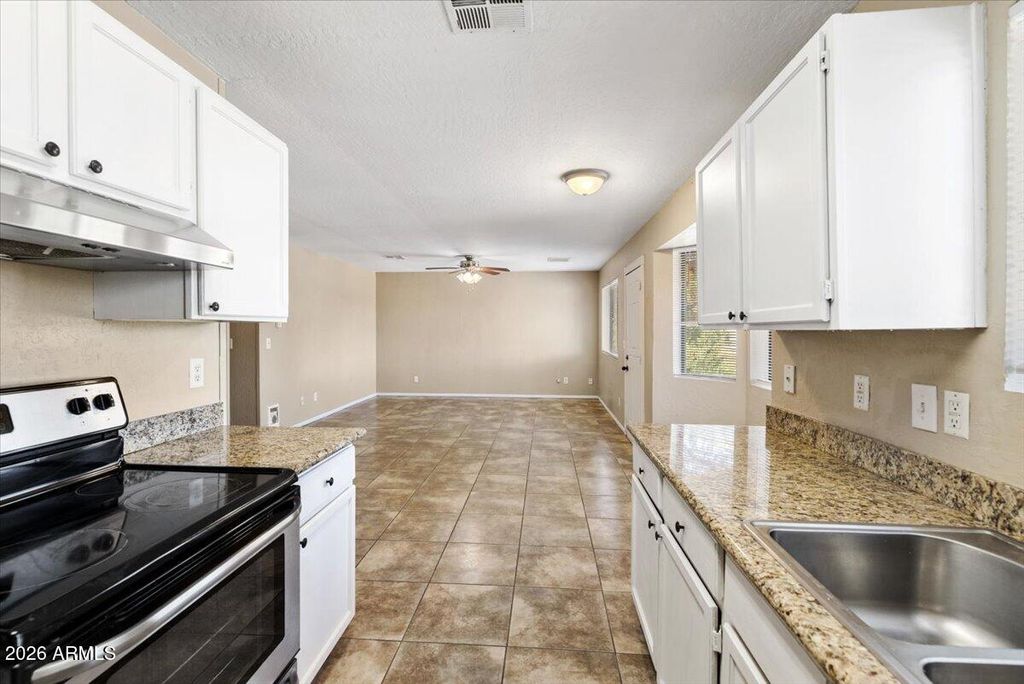 Image 12 of property listing at 4253 E MISSION Lane, Cottonwood, AZ 86326