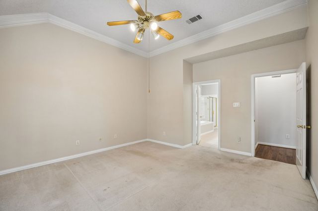 2623 Garden Ridge Lane, Arlington, TX 76006