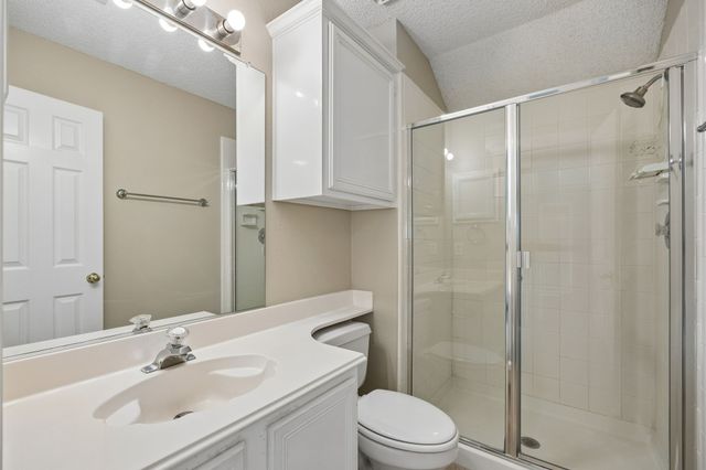 2623 Garden Ridge Lane, Arlington, TX 76006