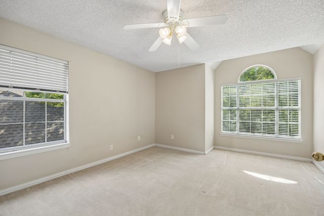 2623 Garden Ridge Lane, Arlington, TX 76006
