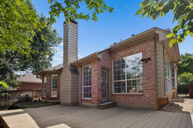 2623 Garden Ridge Lane, Arlington, TX 76006